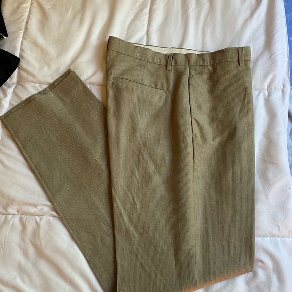 Men’s Calvin Klein suit. Large. - Picture 7 of 12